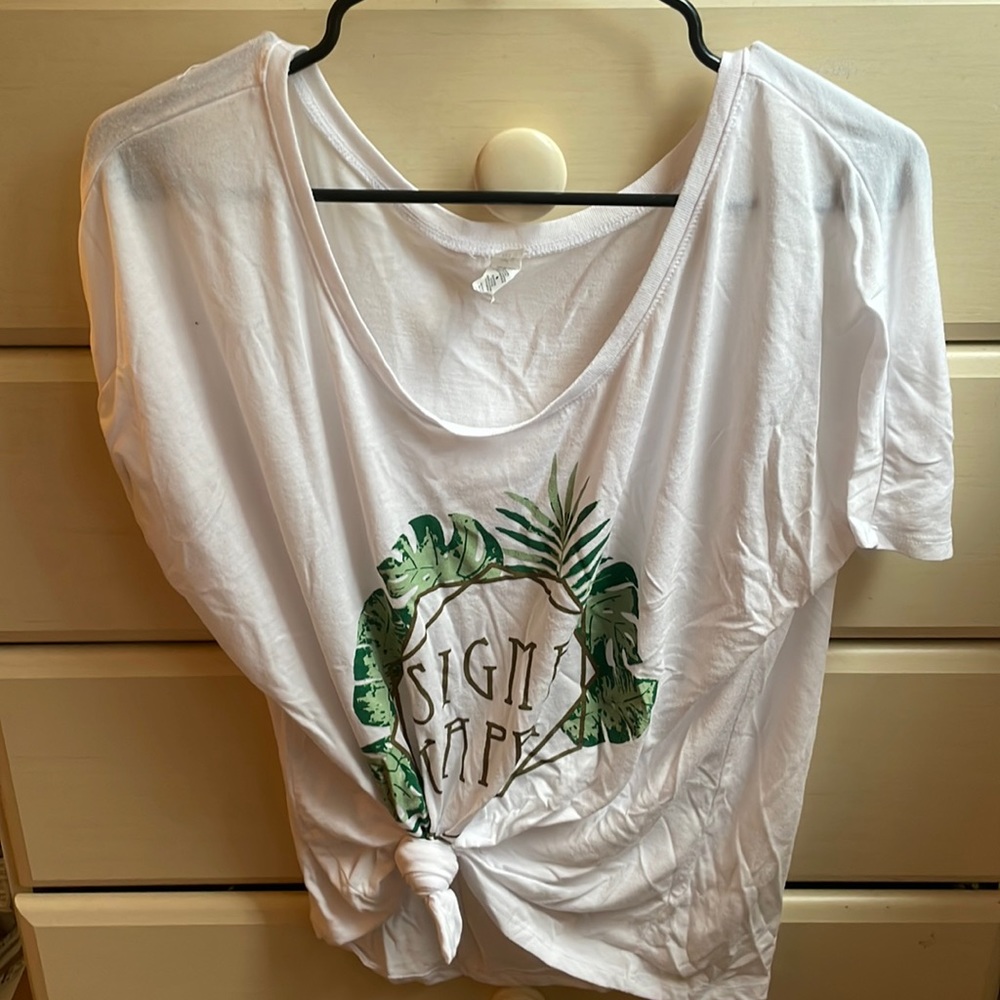 Sigma Kappa Tee - Picture 1 of 2